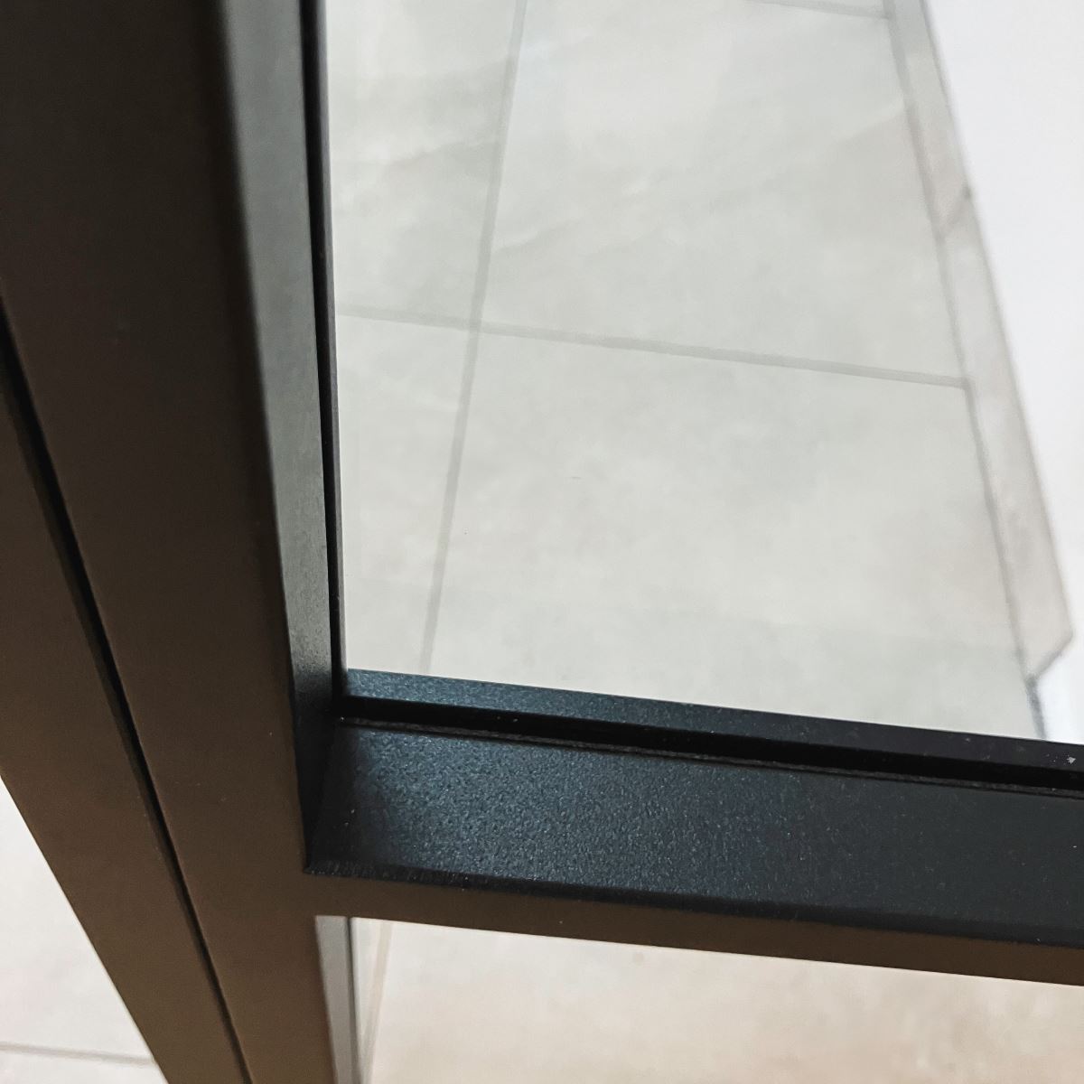 Profile Elegance Line 4